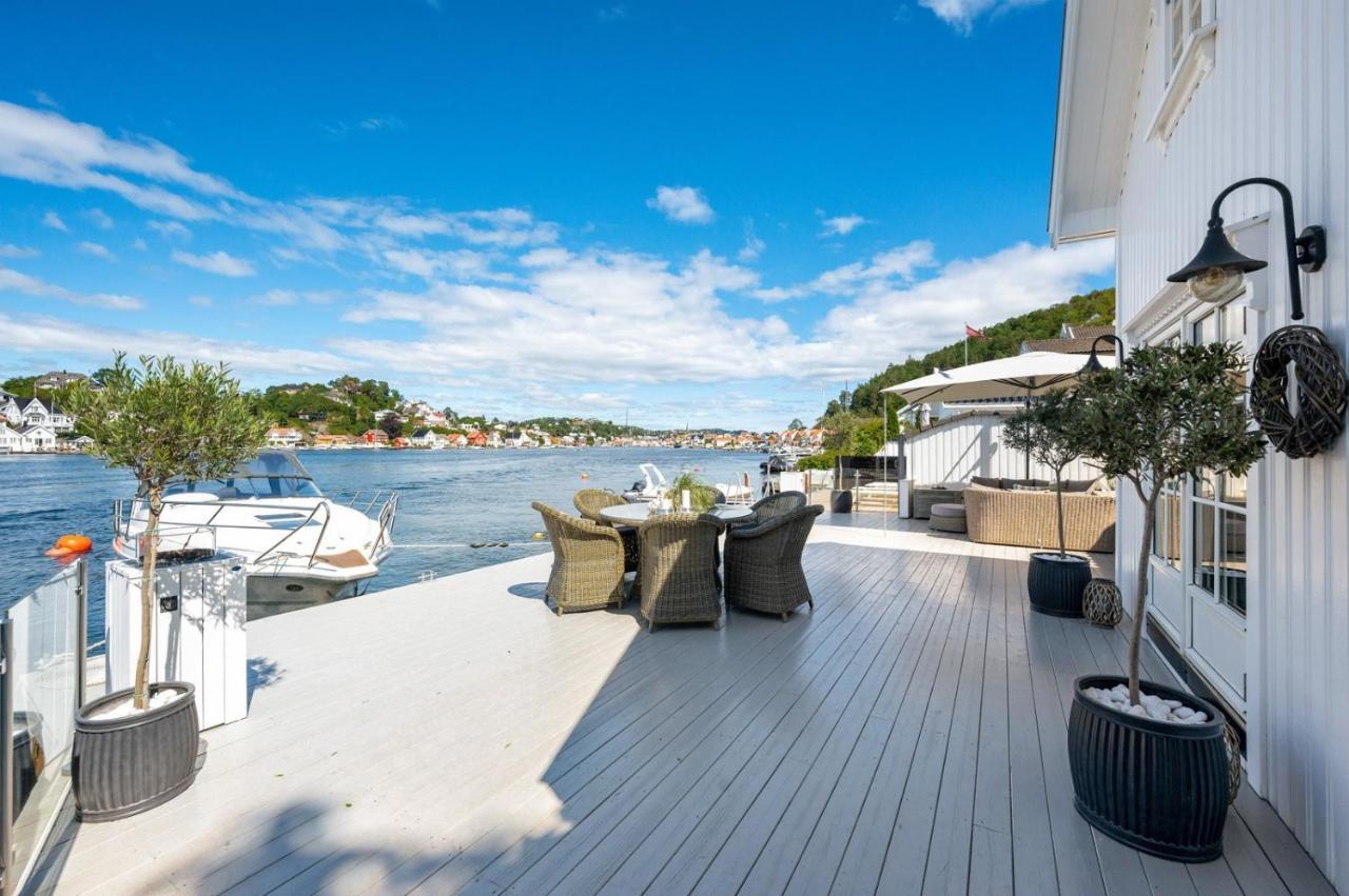 Luxurious Boathouse With Private Dock In The Best Location In 阿伦达尔 外观 照片